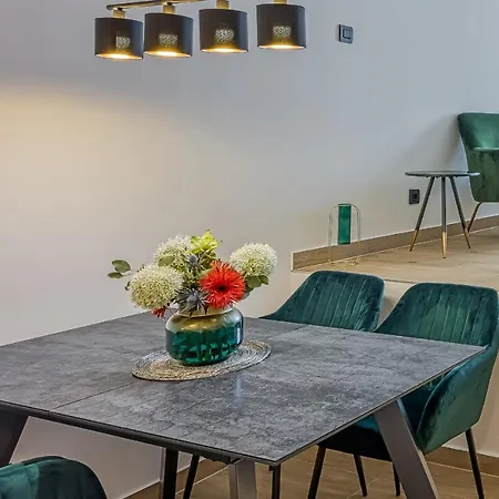 شقة Sara Luxury In Center بوريتش
