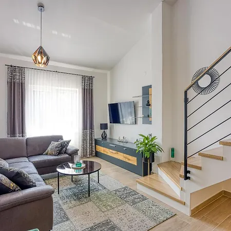 Sara Luxury In Center شقة