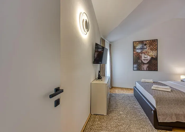 Sara Luxury In Center Apartamento
