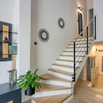 Sara Luxury In Center Apartament *